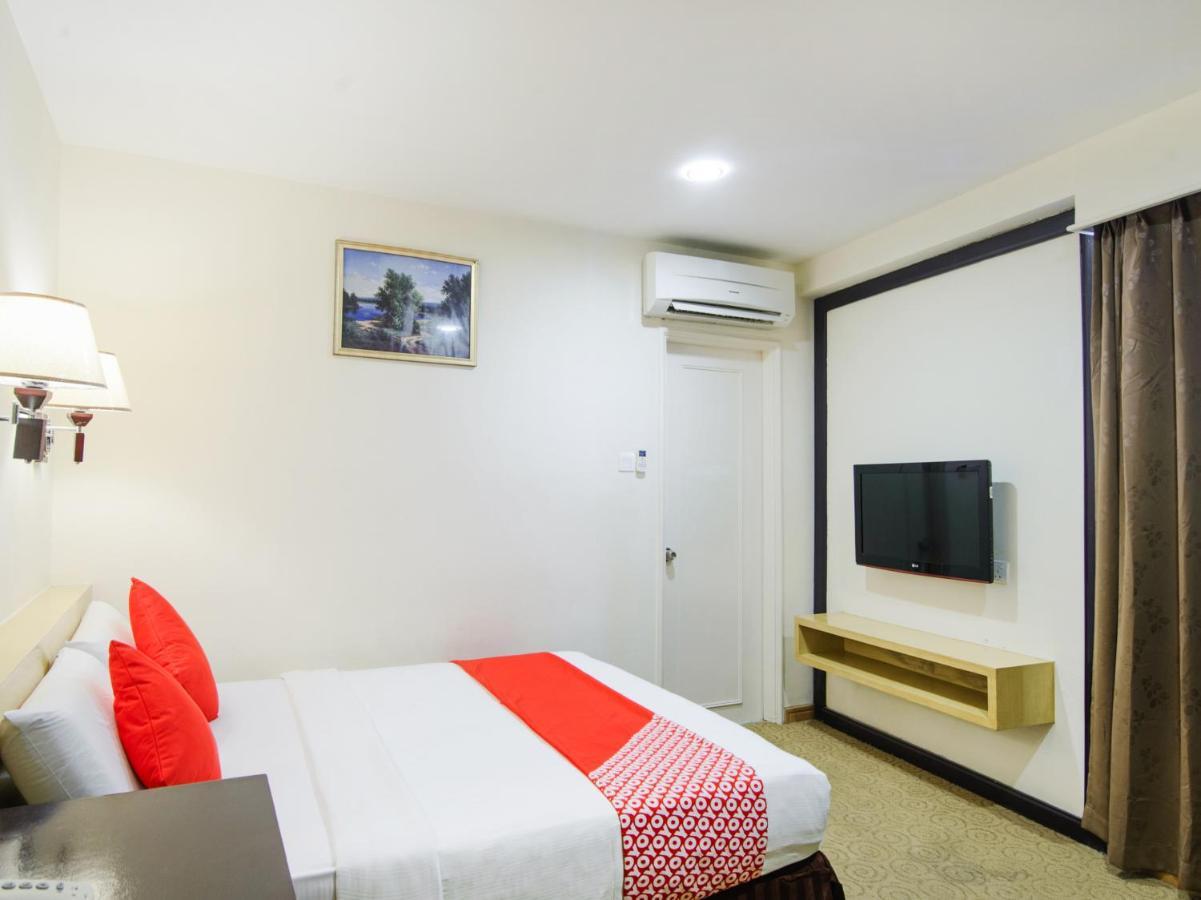 Oyo 371 Grand Eastern Hotel Kota Kinabalu Exterior photo