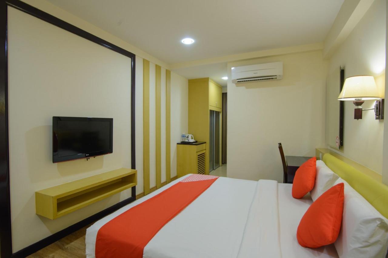 Oyo 371 Grand Eastern Hotel Kota Kinabalu Exterior photo